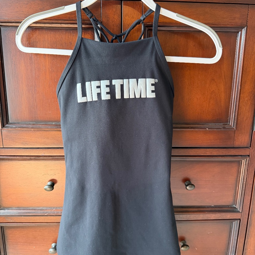 Lifetime Lorna Jane Workout Tank (built in bra) XS